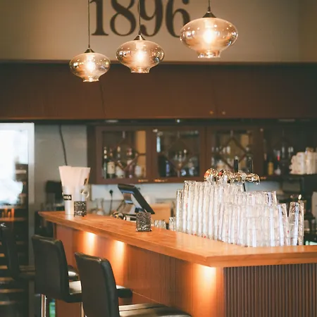 Spa水疗酒店 4* 萨翁林纳